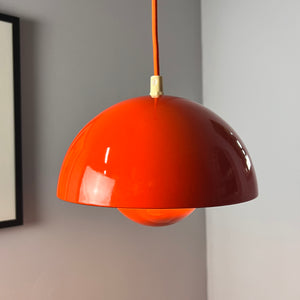 Hängelampe Flowerpot VP1 orange Emaille von Verner Panton für Louis Poulsen