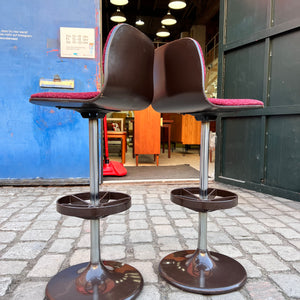 Barhocker braun rot neu bezogen