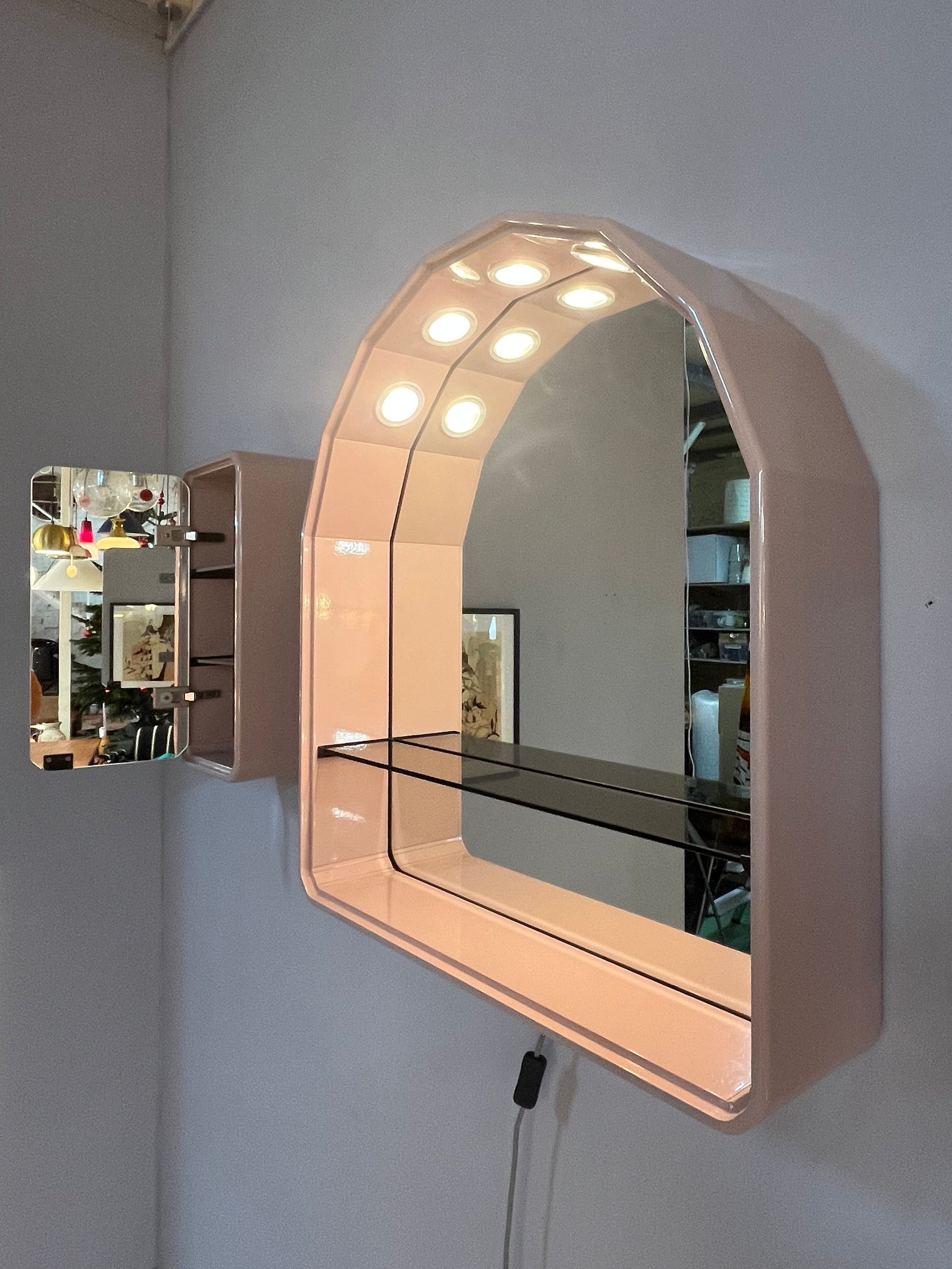 Set: Spiegelschrank rosa von Duscholux