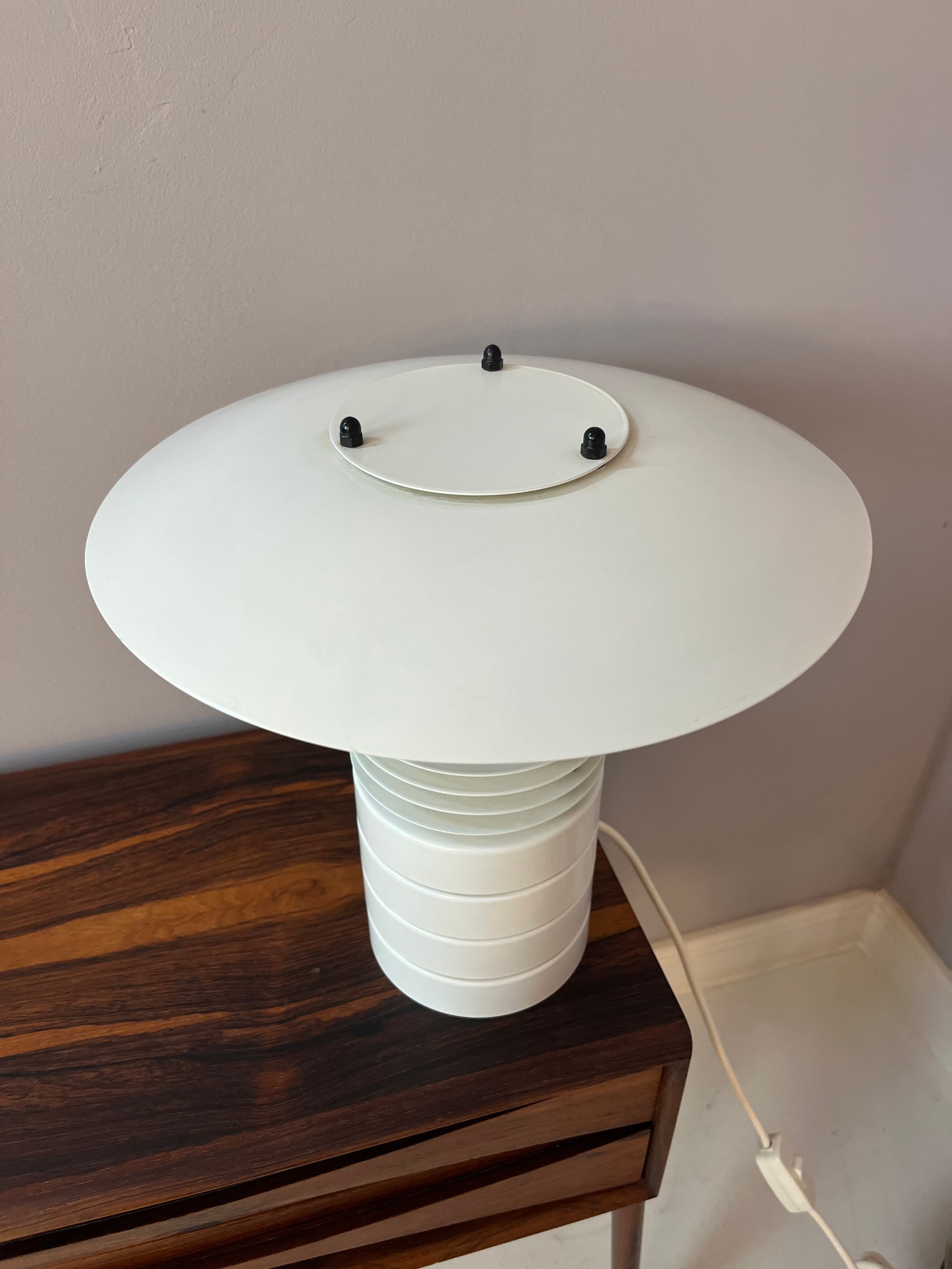 Tischlampe weiß Metall von Jørgen Buchwald  für Laterna Danica