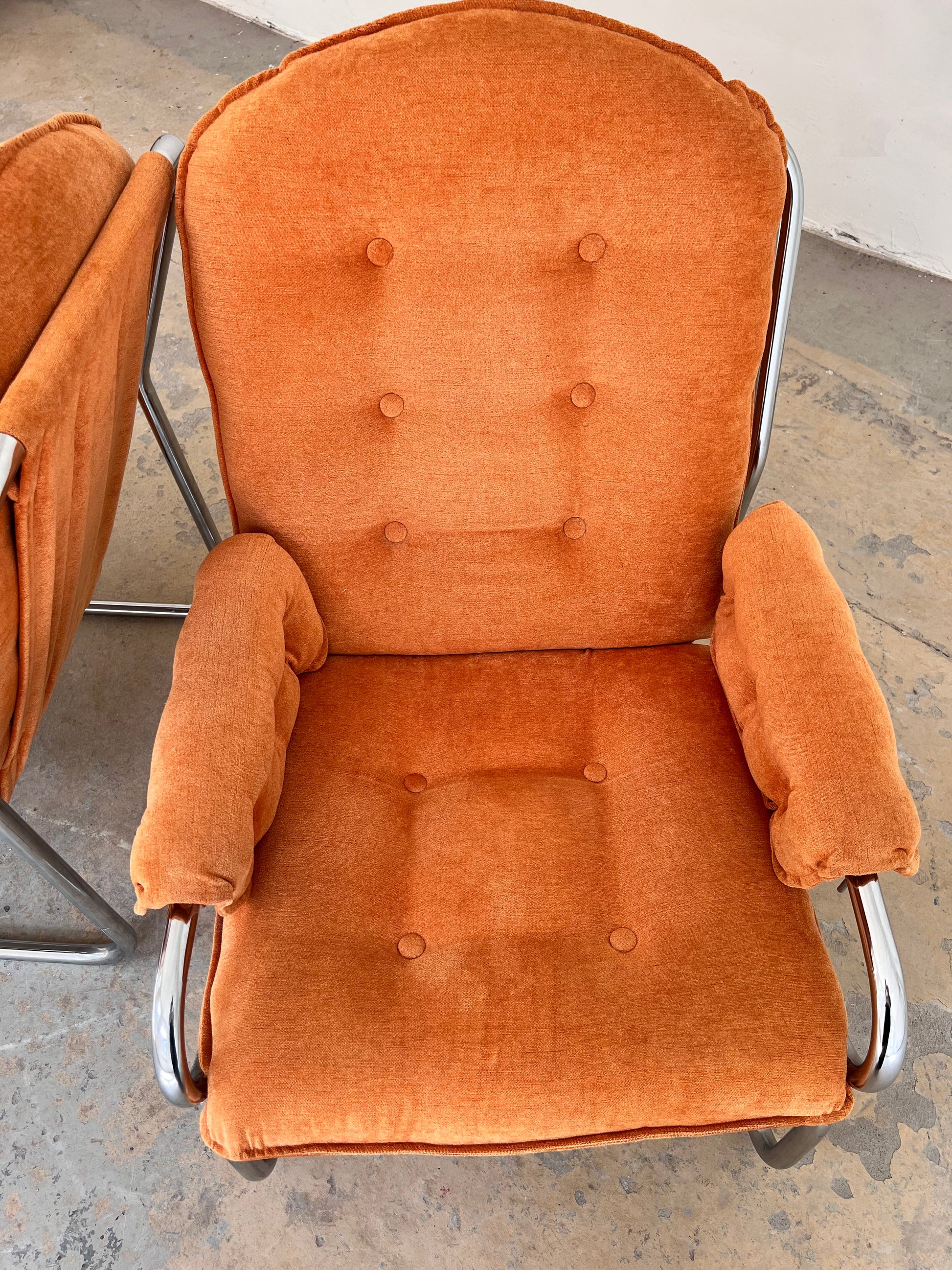 Sessel Halina orange Chrom von Hellerau