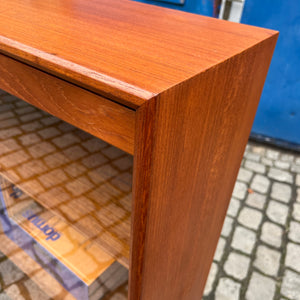 Vitrine Teak mit Hairpin Legs