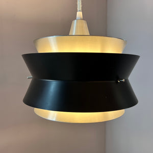 Lamellenlampe Trava schwarz silber von Carl Thore für Granhaga