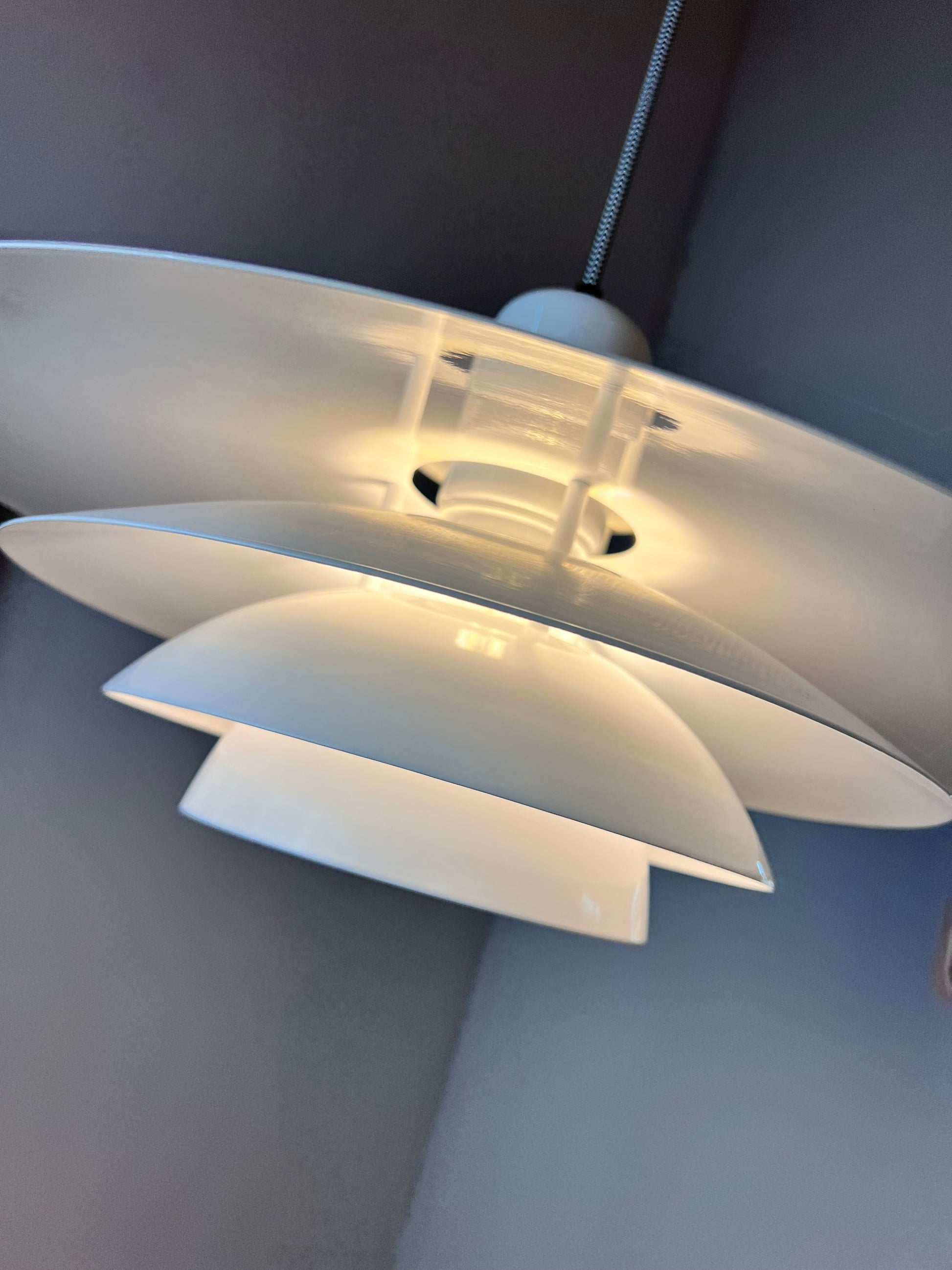 Lamellenlampe weiß Hochglanz