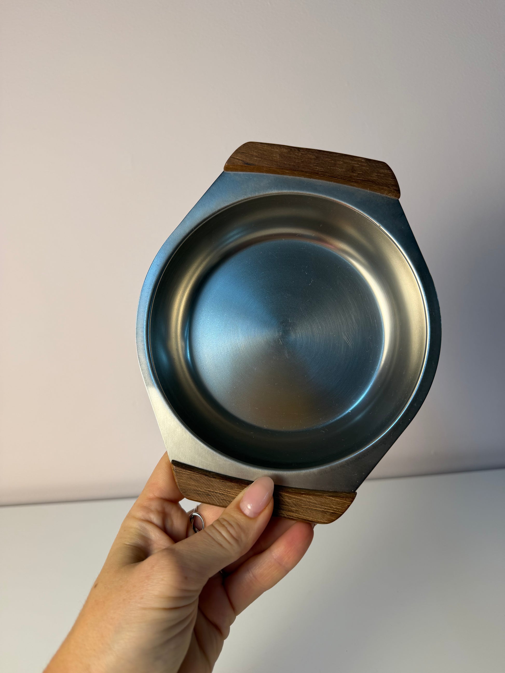 Set: 2 Schüsseln Edelstahl mit Teak Griffen
