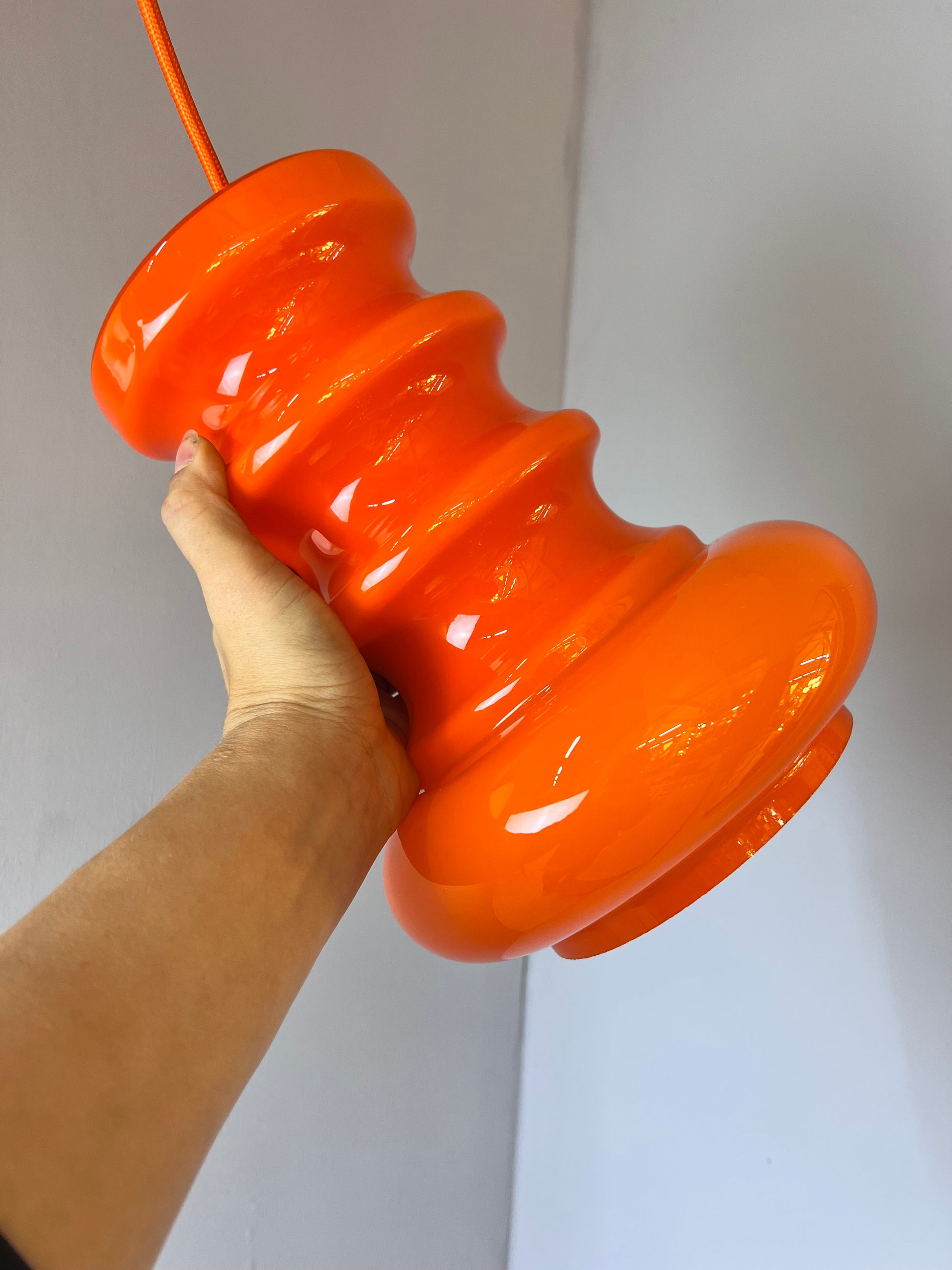 Hängelampe orange Glas