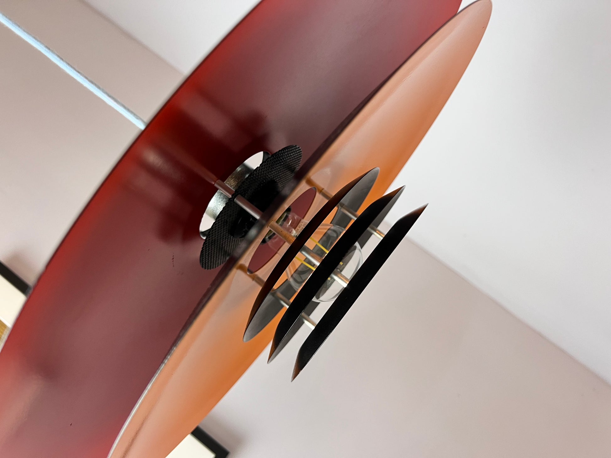 Lamellenlampe neu lackiert orange schwarz