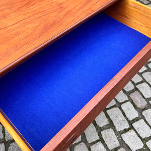 Kommode Teak mit runden Griffen