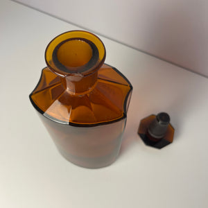 Apothekerglas Paraffin Liquid. braun