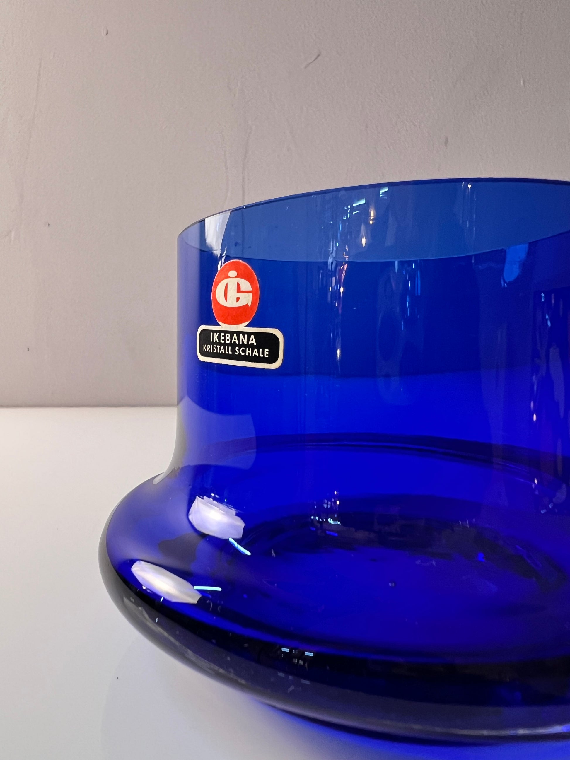 Schale Ikebana blau von Ingrid Glas
