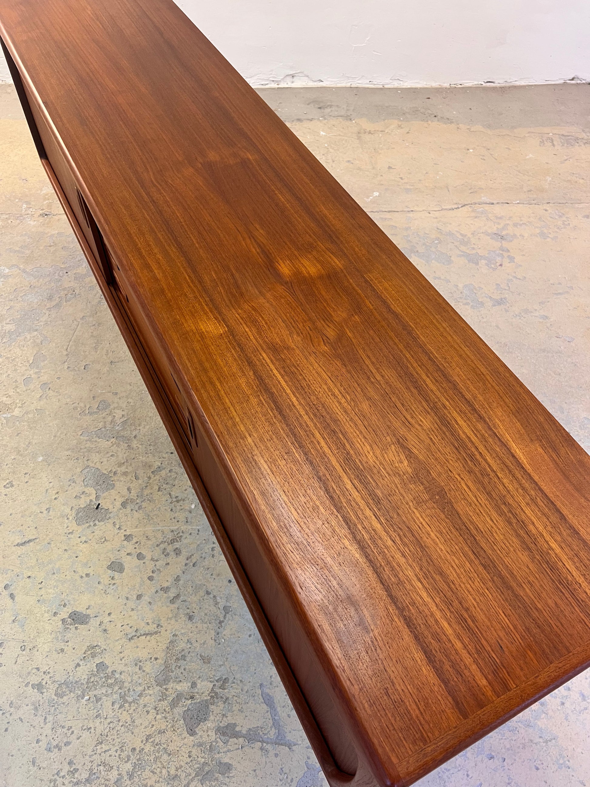 Sideboard Teak von H.P. Hansen - Breite 220 cm