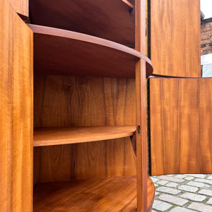 Eckschrank Teak mit Schloss aus Dänemark