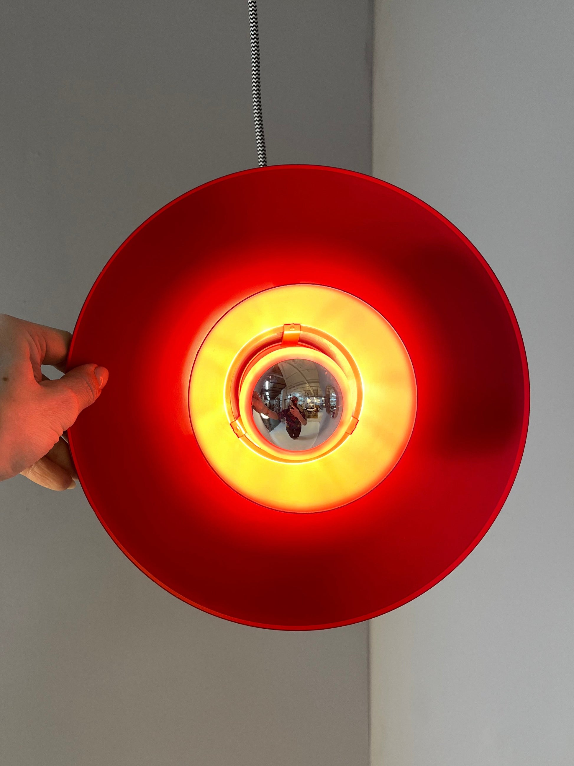 Hängelampe Typ 728 rot von Horn