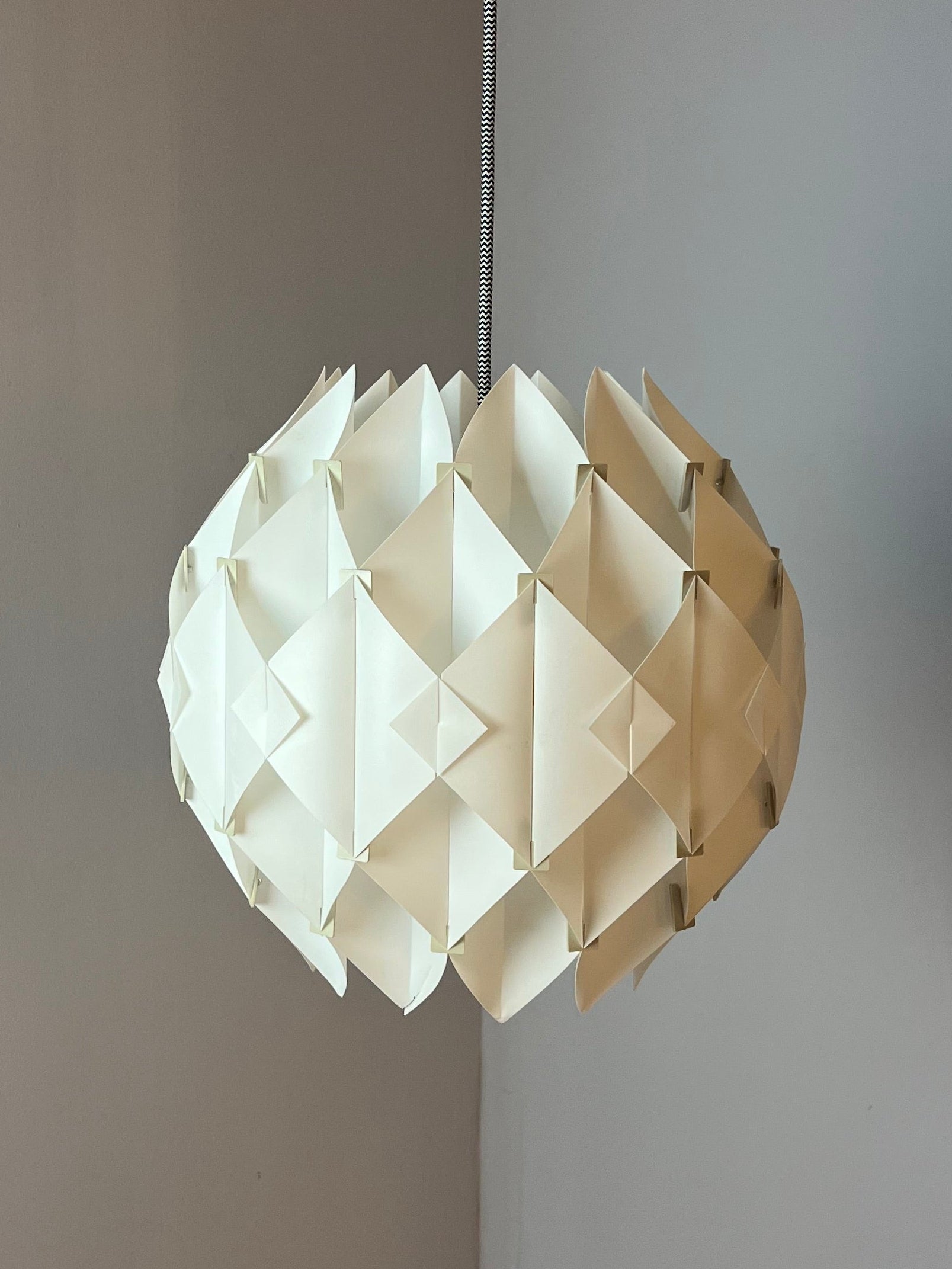 Hängelampe Butterfly weiß von Lars Schiøler für Hoyrup Light