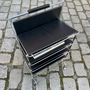 Zeitungsständer schwarz Chrom