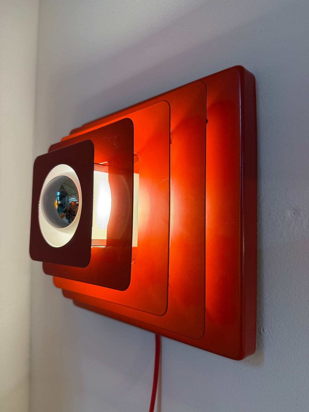Wandlampe Pyramide rot Metall von Hustadt Leuchten