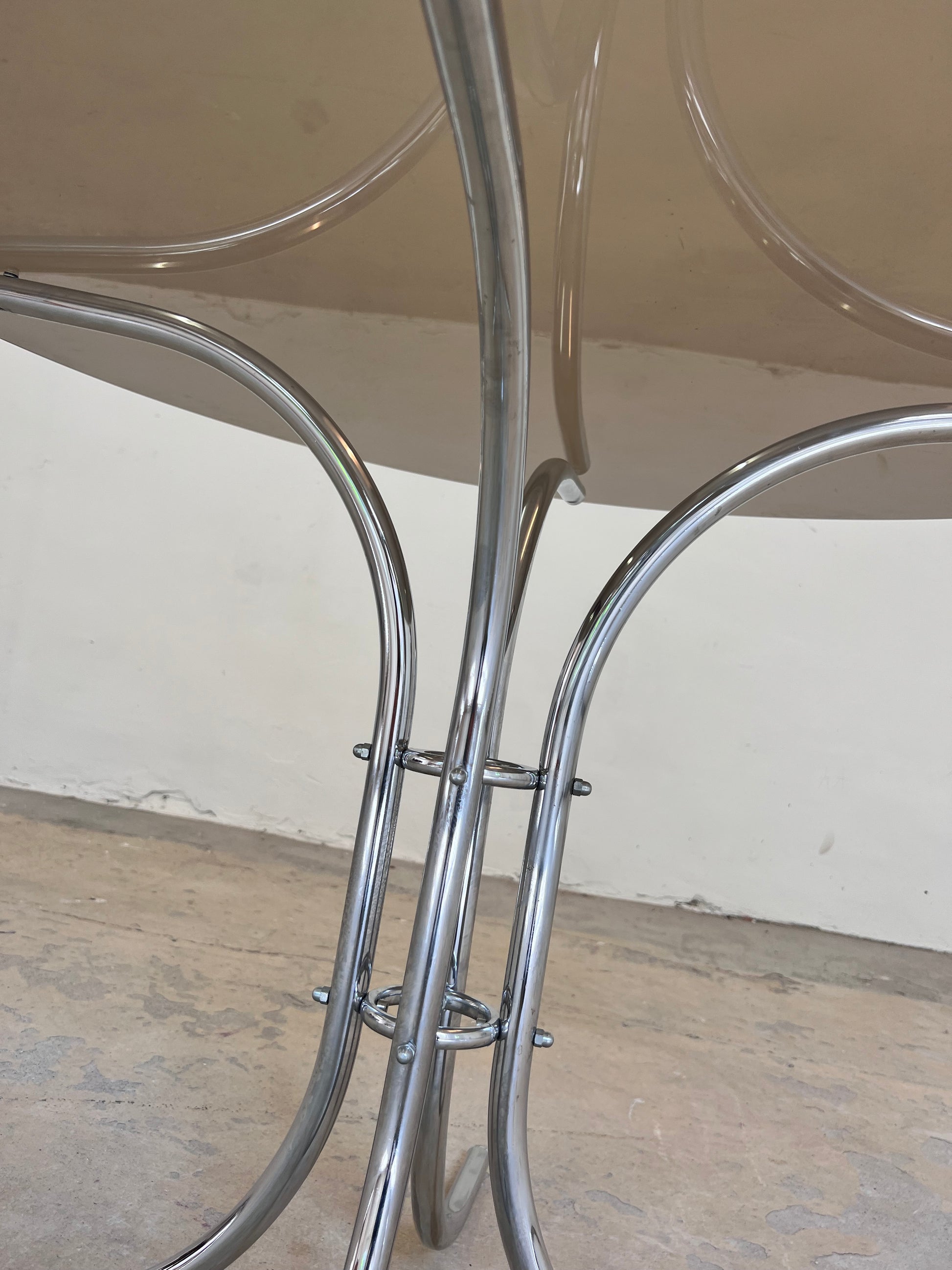 Runder Esstisch Rauchglas & Chrom