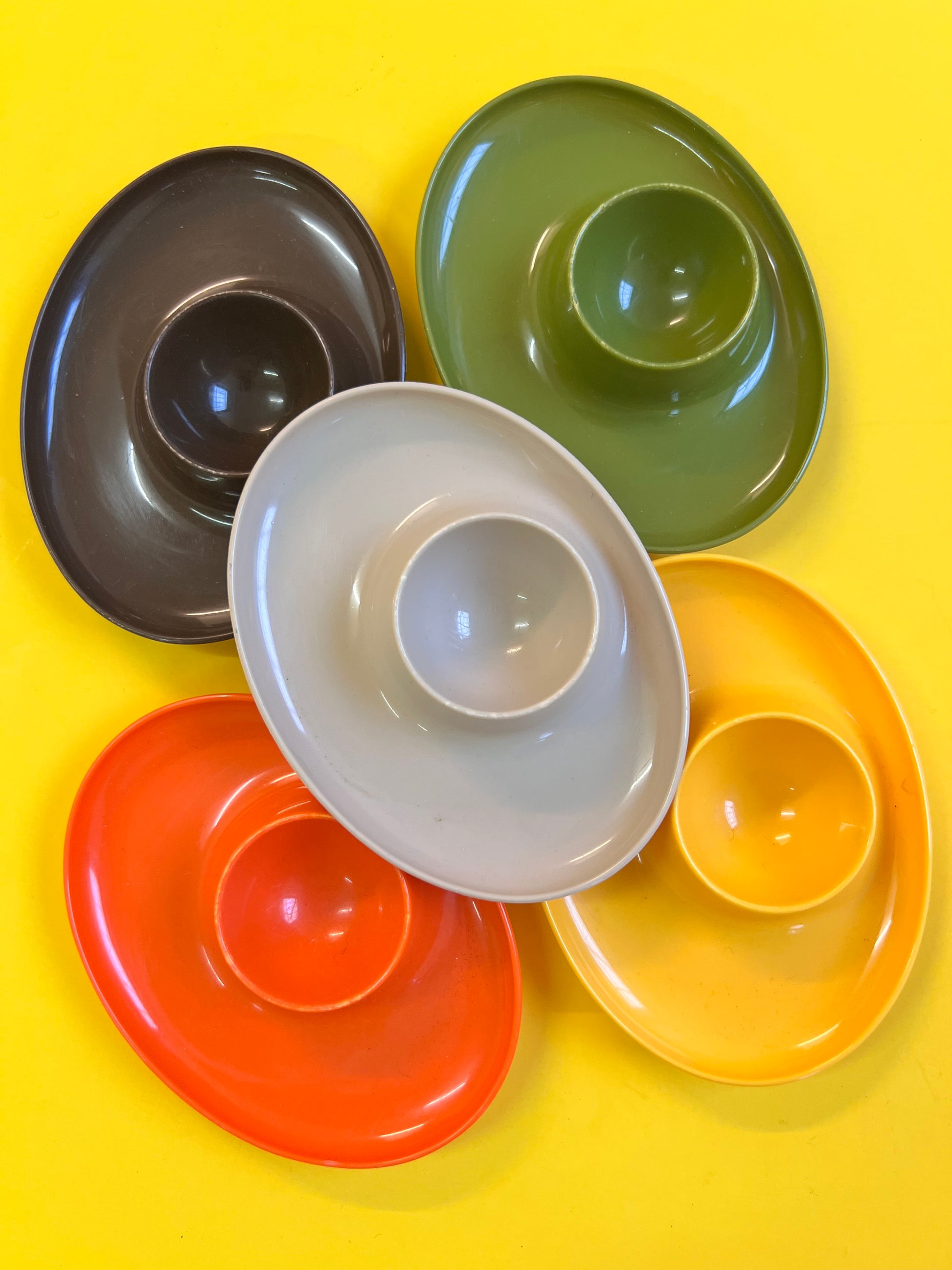 Set: 5x Eierbecher stapelbar Kunststoff 70er