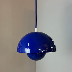 Hängelampe Flowerpot blau Emaille von Verner Panton für Louis Poulsen