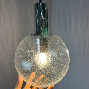 Hängelampe Größe S Einschlussglas Chrom von Doria