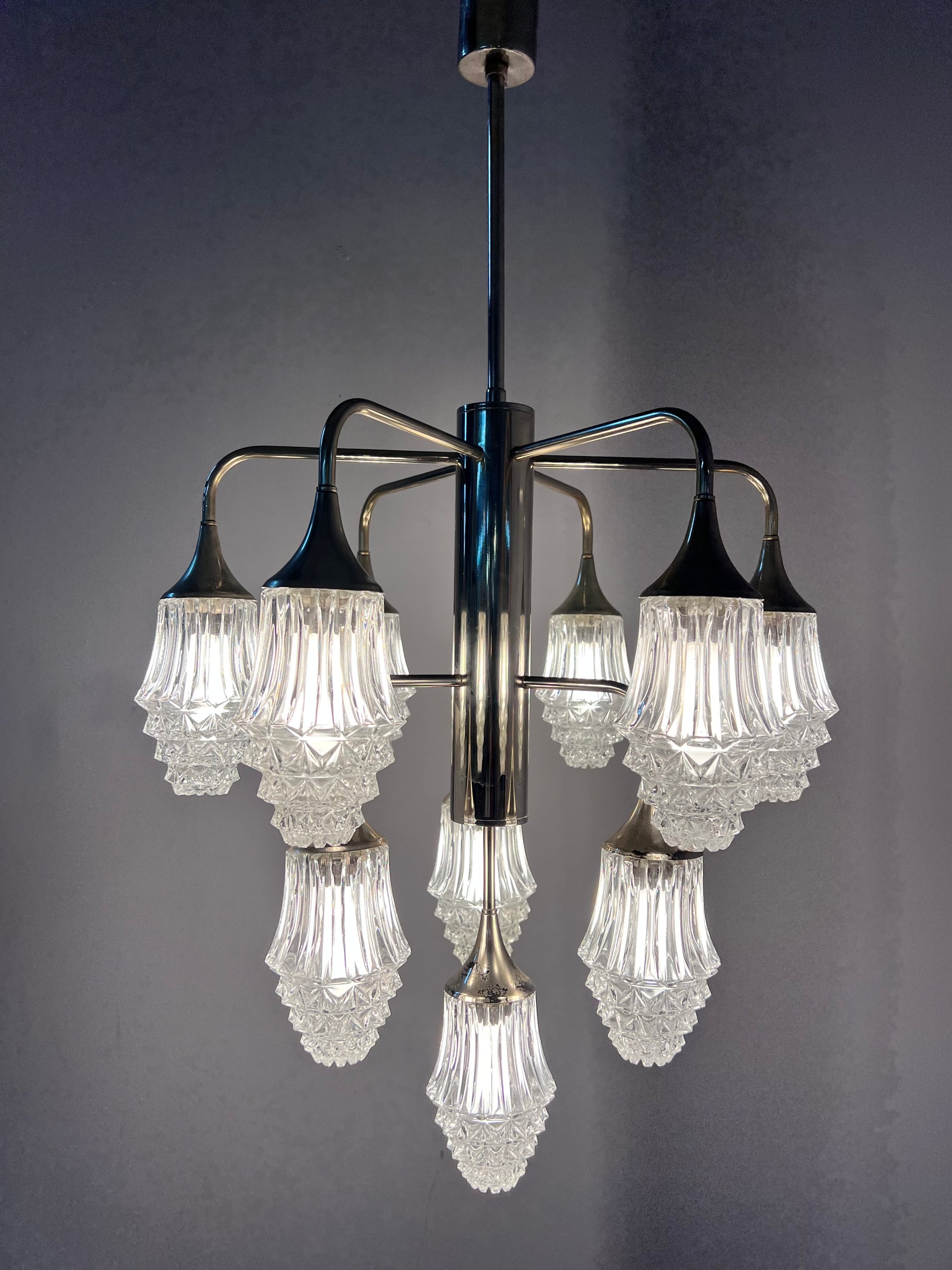 10-flammiger Kronleuchter Glas Chrom von Richard Essig