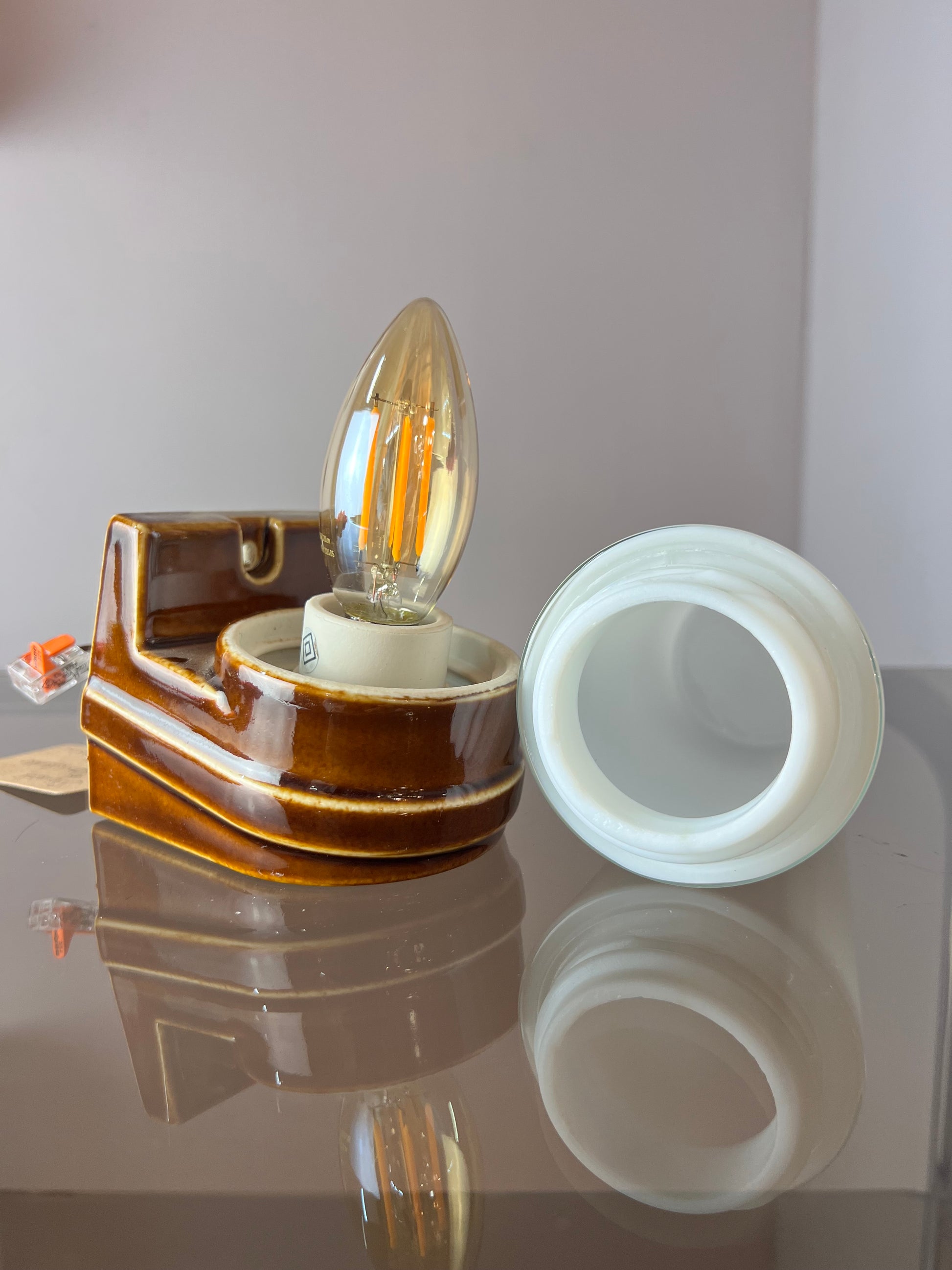 Wandlampe Modell 6080 braun von Sigvard Bernadotte für Ifö