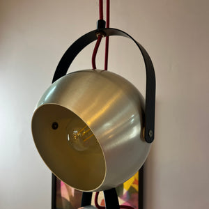 Kugellampe mit Kippmechanismus silber schwarz