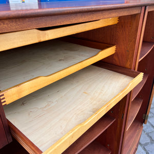 Schrank halbrund Teak aus Dänemark