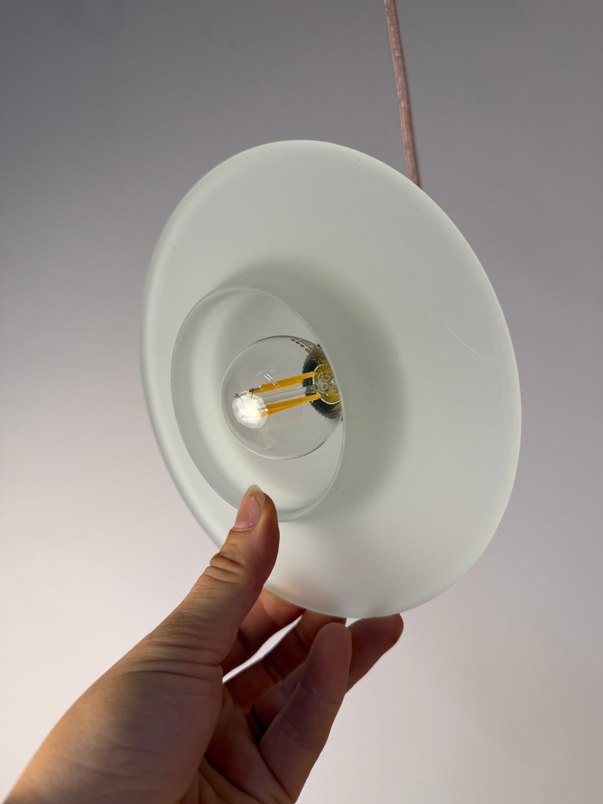Hängelampe Milchglas aus Dänemark