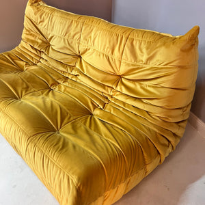Dreisitzer Sofa 