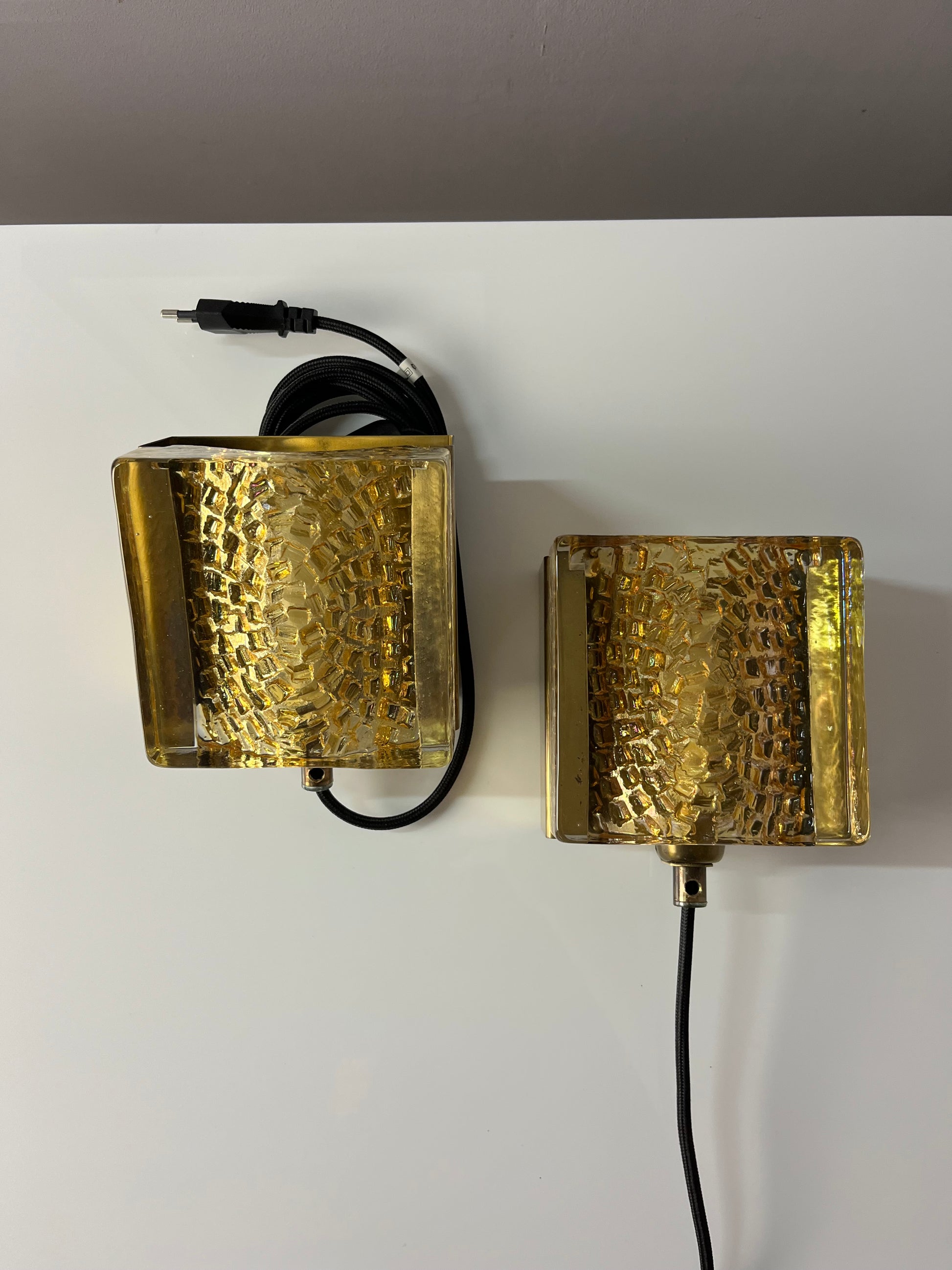 Set: 2x Wandlampe Kalmarlampet 17205 gold Messing Glas von Vitrika
