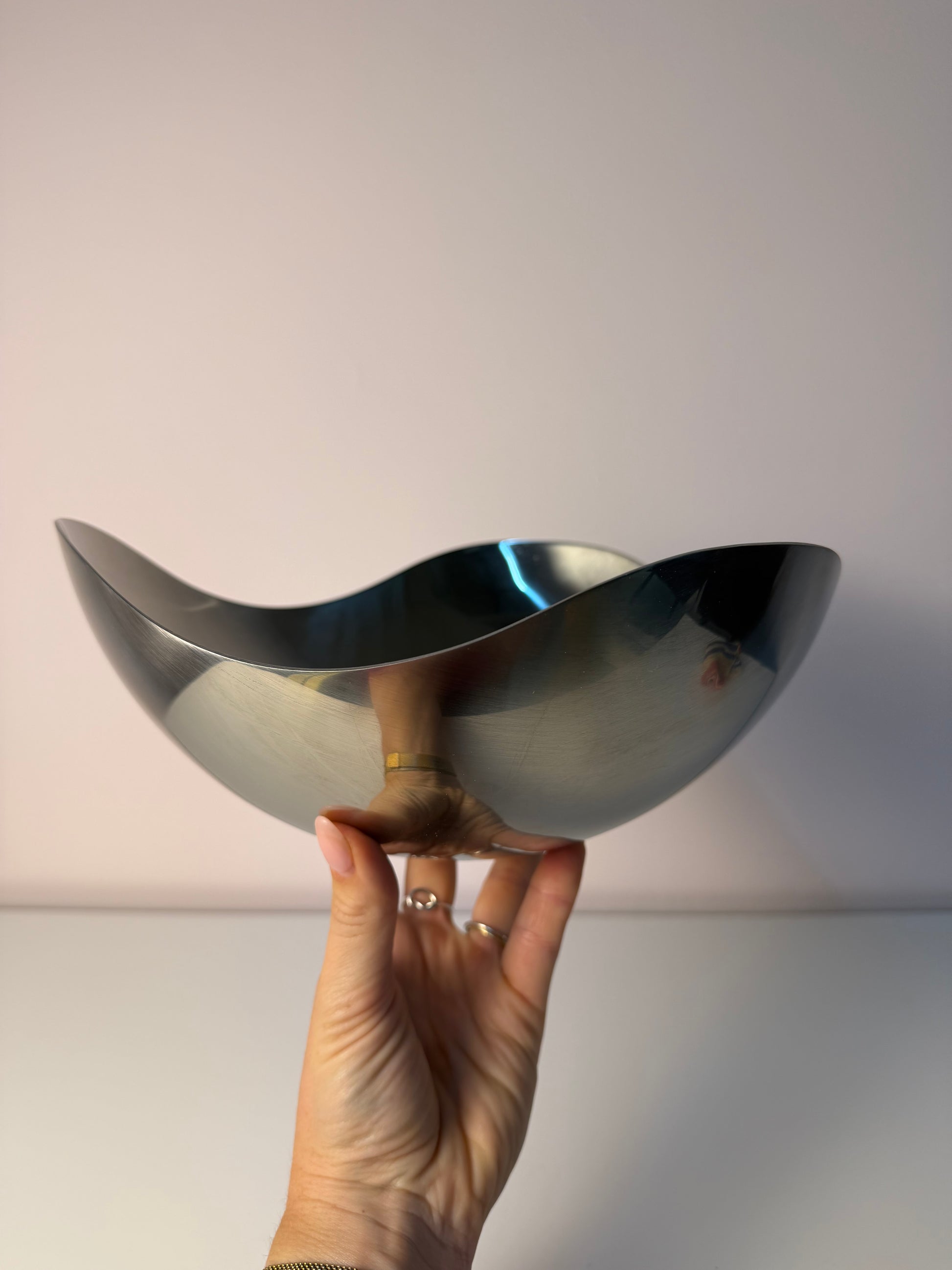 Schale Schale Bloom klein von Helle Damkjær für Georg Jensen