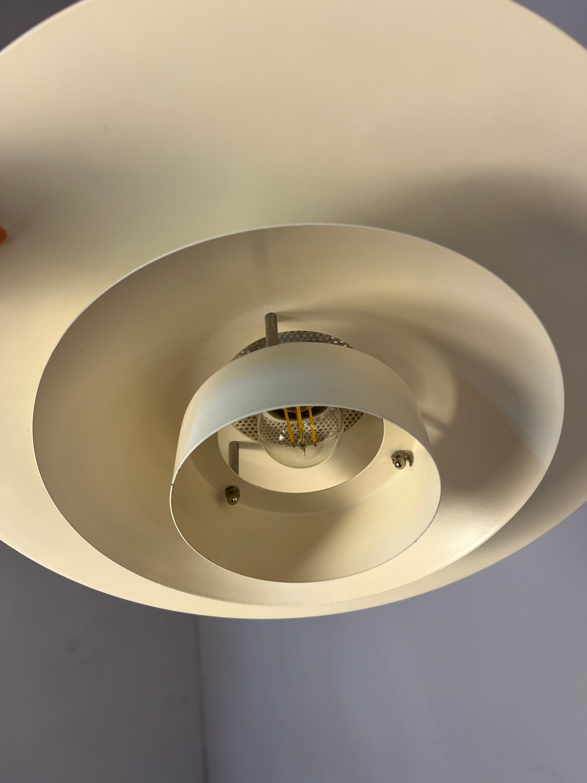 Lamellenlampe weiß von Horn