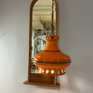 Keramiklampe orange mit Kette aus Westdeutschland