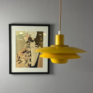 Lamellenlampe gelb aus Dänemark