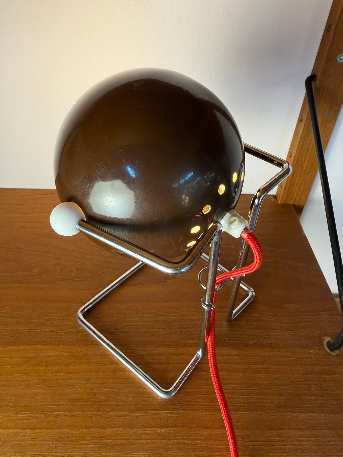 Kugel Tischlampe braun silber aus Dänemark