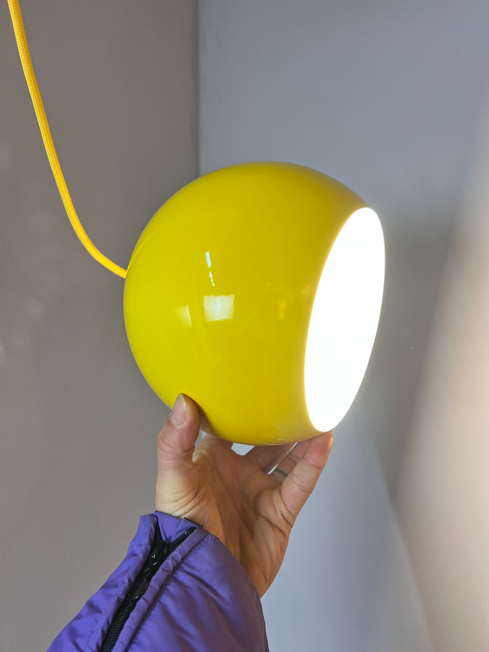 Kugellampe gelb aus Dänemark