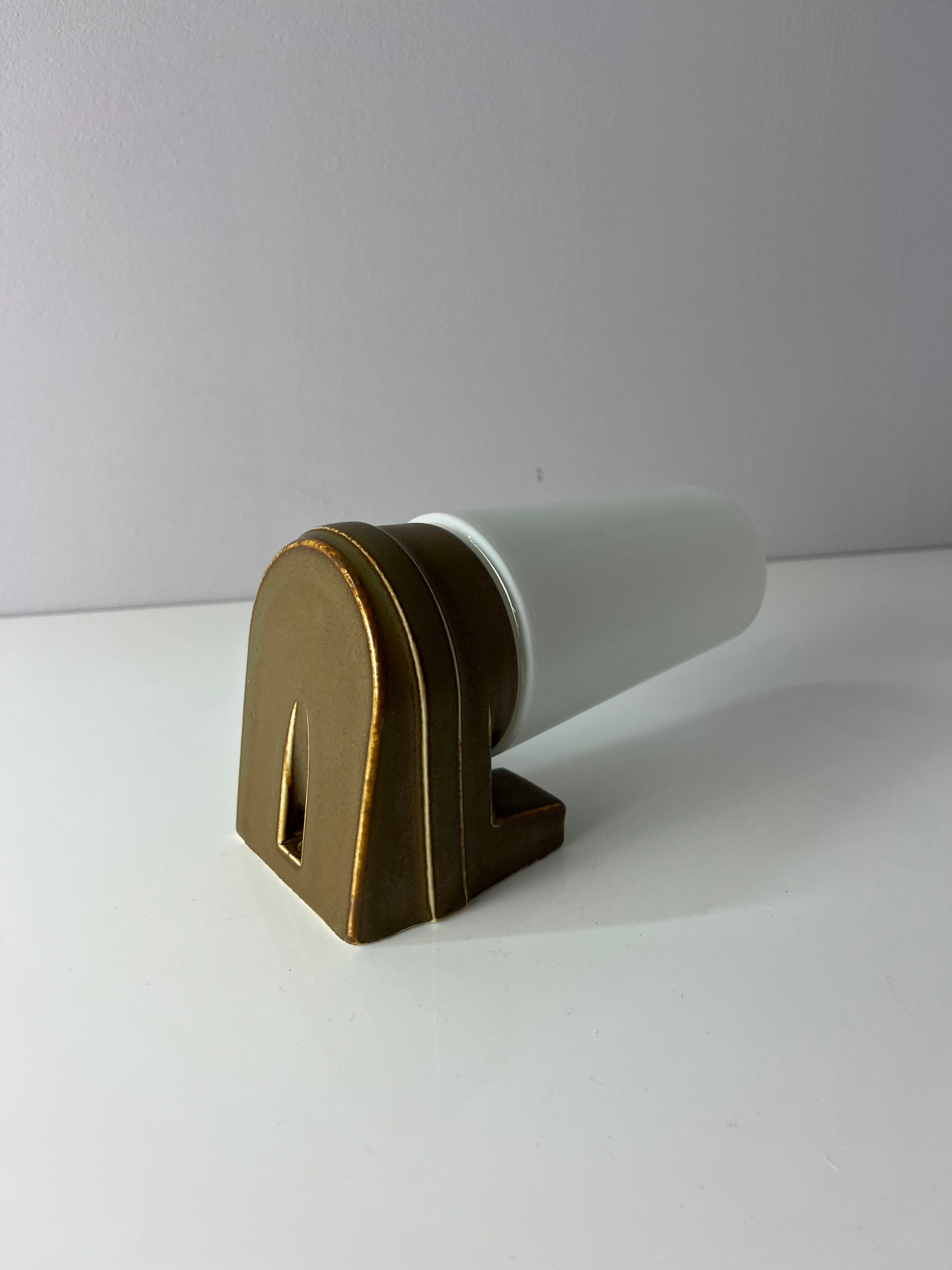 Wandlampe Modell 6080 ocker von Sigvard Bernadotte für Ifö