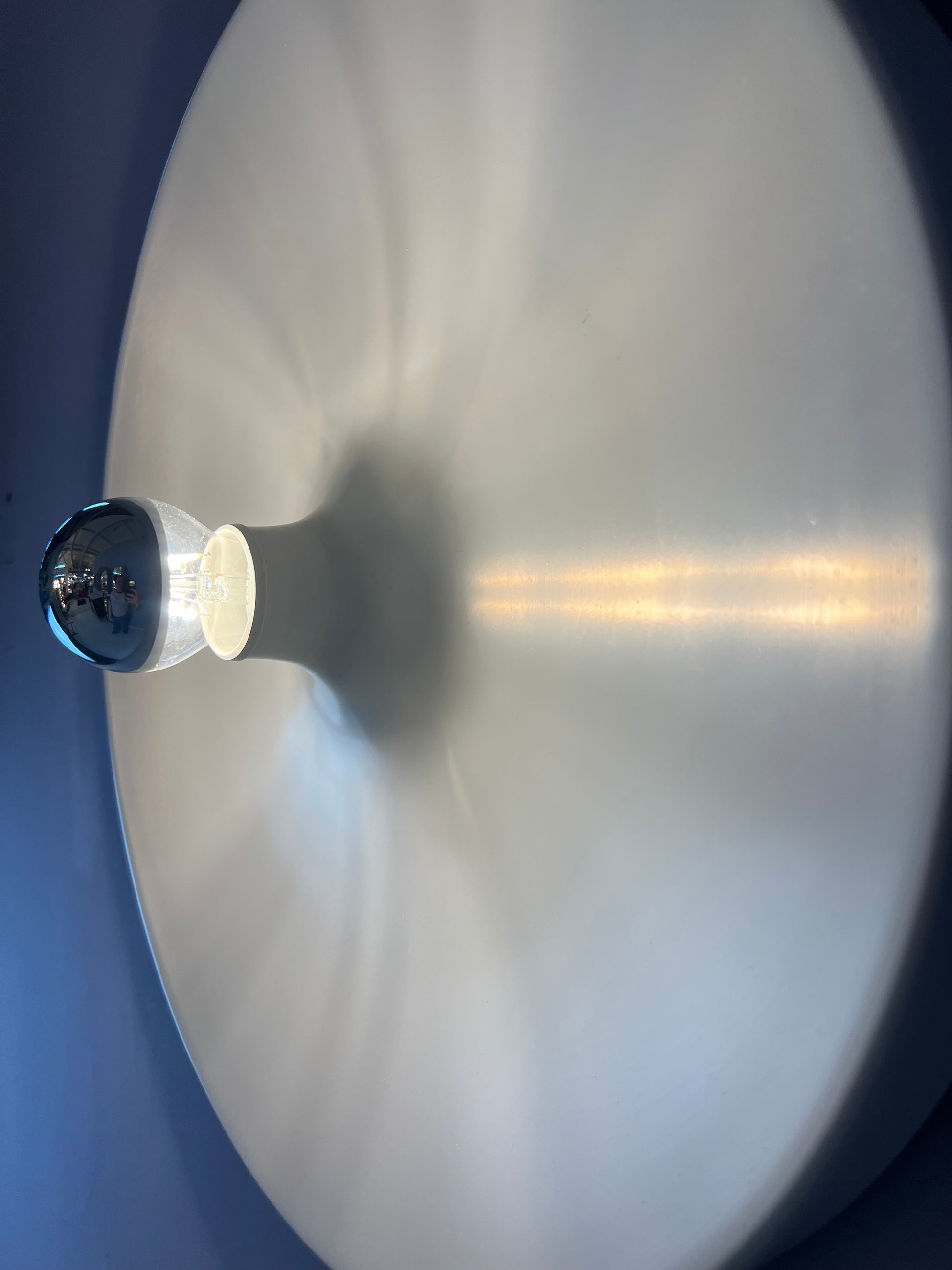Wandlampe Diskus 50 cm weiß von Charlotte Perriand für Honsel