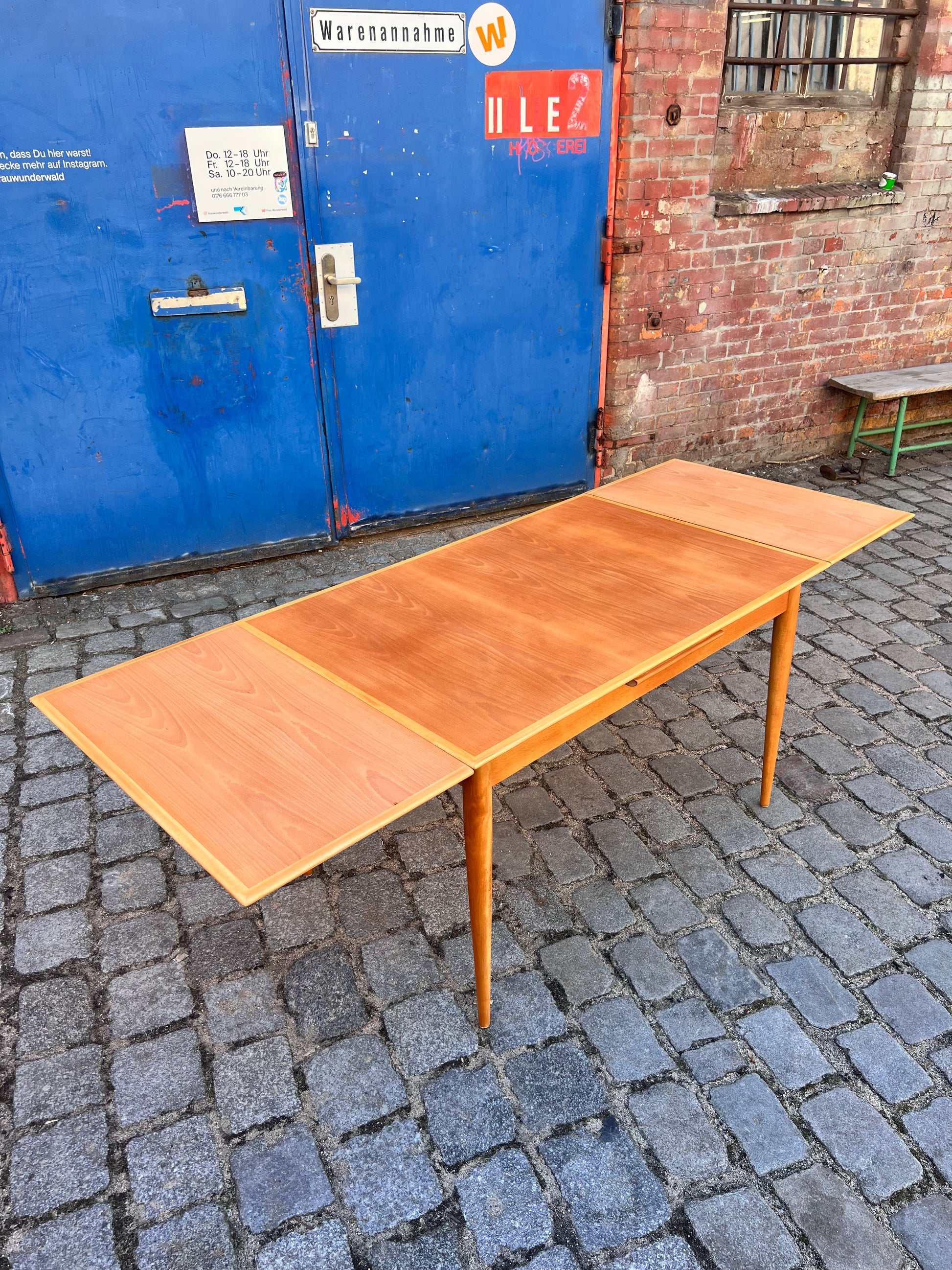 Ausziehbarer Esstisch Buche von Alma Tische