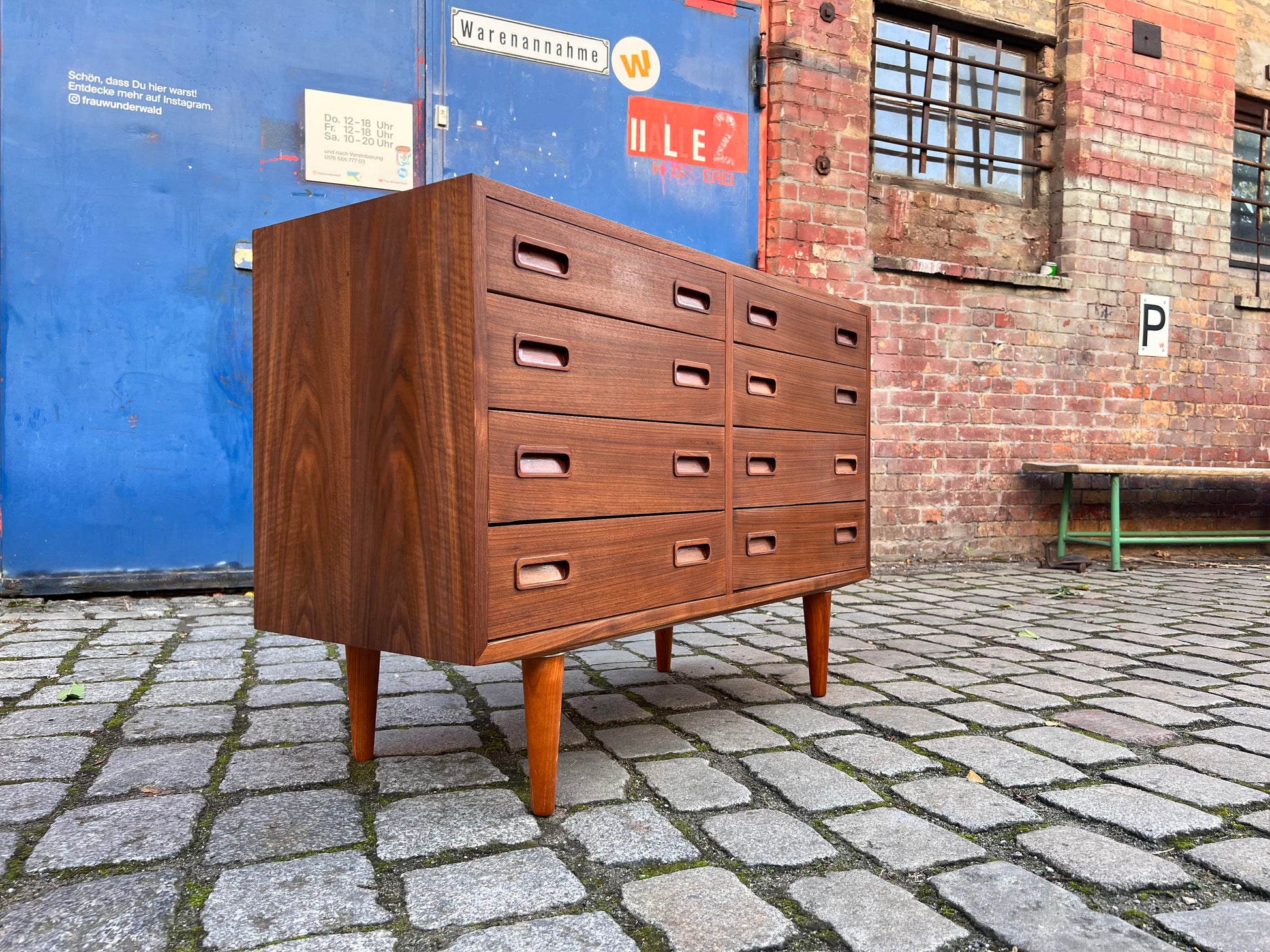 Doppelkommode Nussbaum von Carlo Jensen für Poul Hundevad