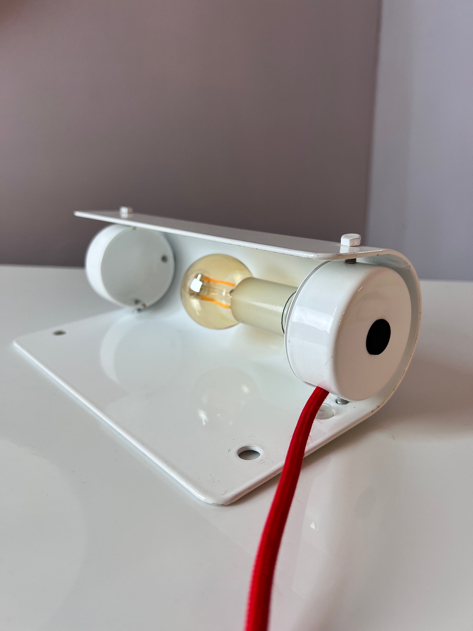 Wandlampe 6/01 weiß mit Schalterkabel von Lampas