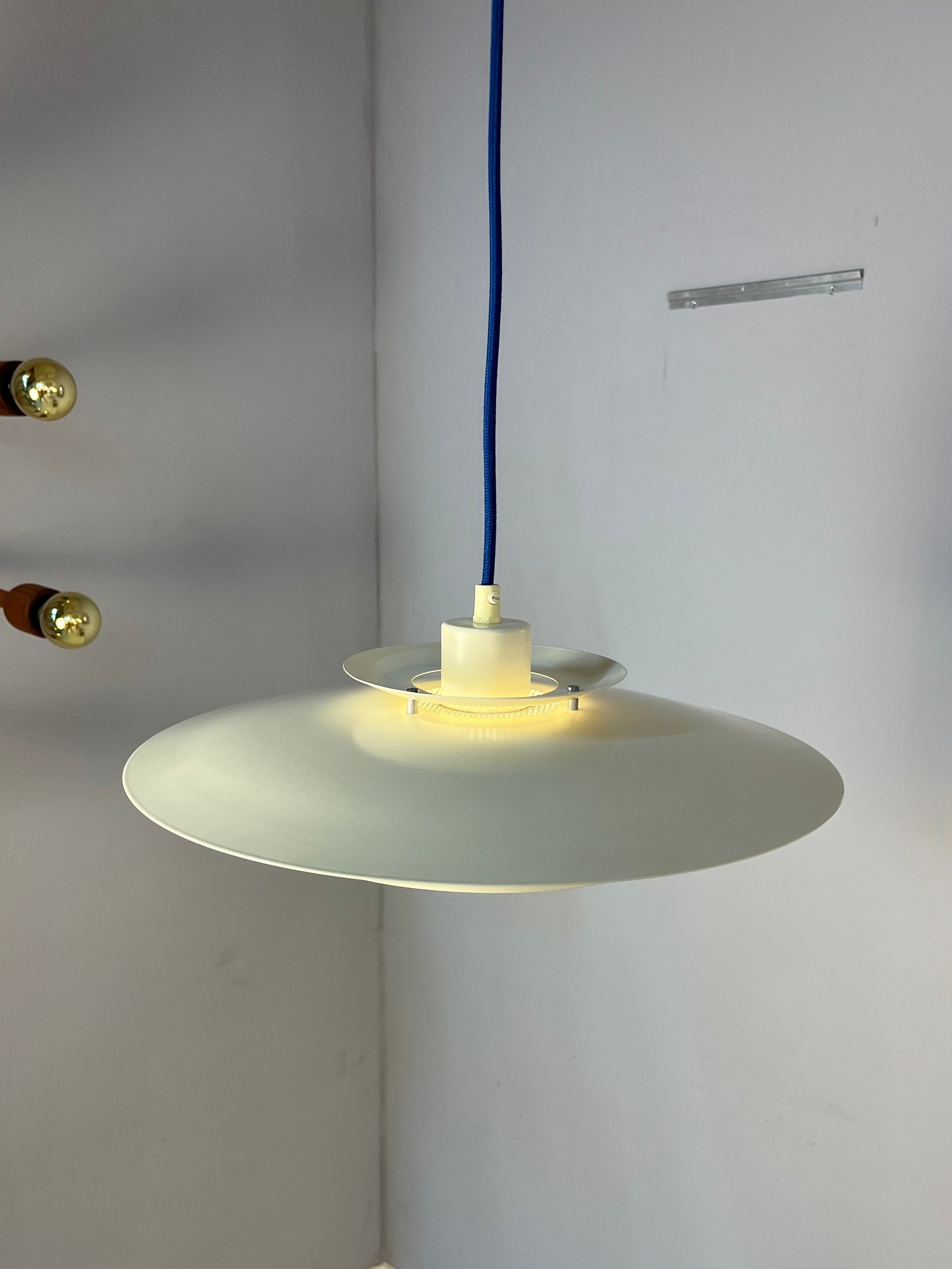 Lamellenlampe weiß von Horn