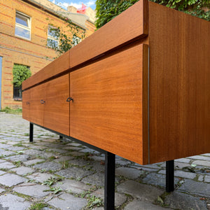 XXL Sideboard Teak mit Schloss aus Deutschland