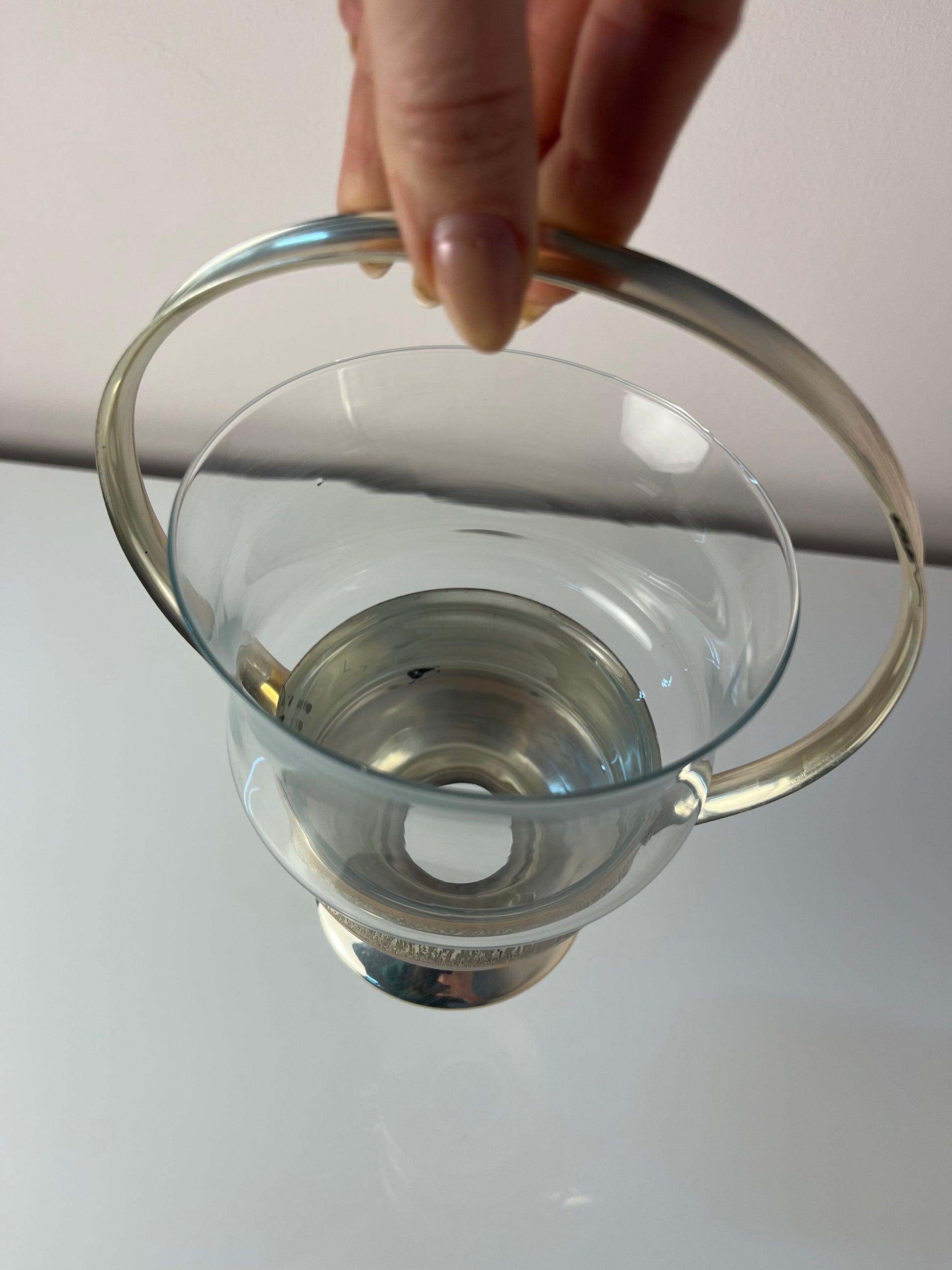 Henkelschale versilbert mit Glaseinsatz
