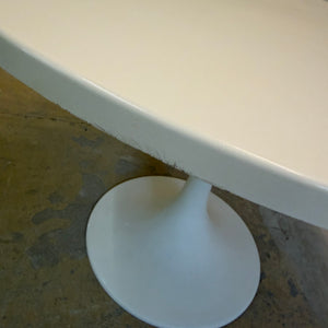 Runder Tulip Esstisch weiß Fiberglas