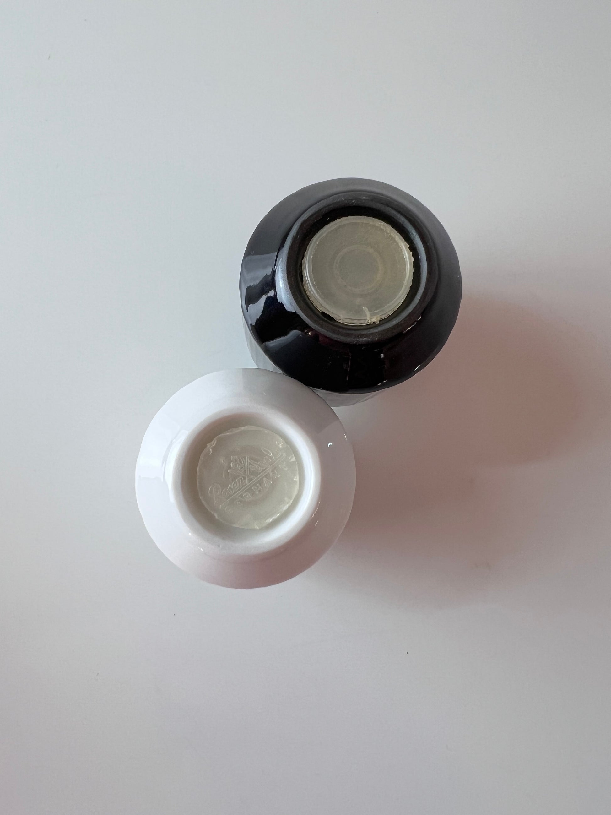 Salz- und Pfefferset schwarz weiß von Tapio Wirkkala für Rosenthal Studio Line