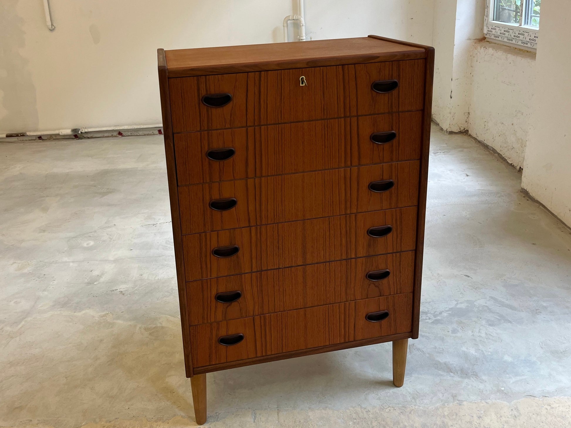 Kommode Teak mit Schloss aus Dänemark