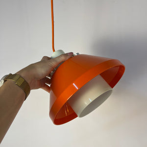 Hängelampe Modell 854 orange Kunststoff von Lyskær Belysning