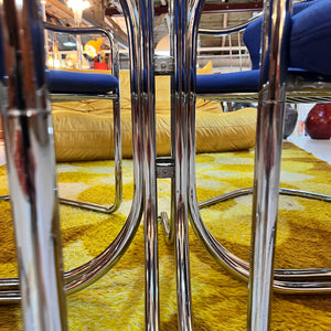 Set: 4x Freischwinger Chrom blau und runder Glastisch von Gastone Rinaldi für Alma